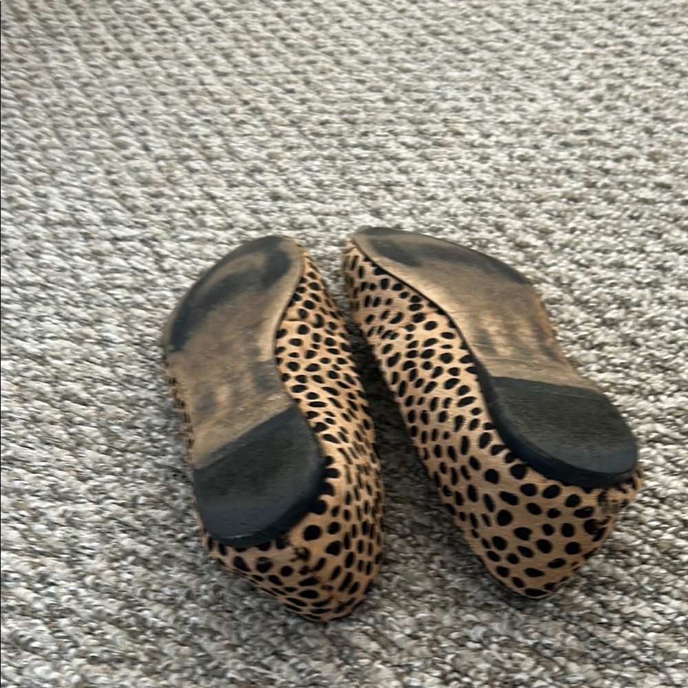 Nine West Leopard Print Flats in Brown and Black - Picture 4 of 5